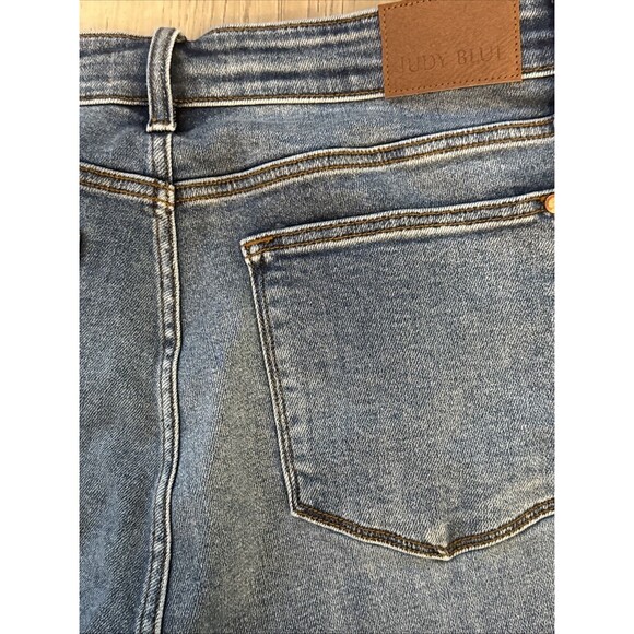 Judy Blue “He Said So” Mid Thigh Denim Dad Shorts Size 3XL JB15299 Soft Stretchy - Picture 4 of 9